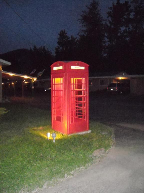 Johnny'S Motel Grand Forks Esterno foto