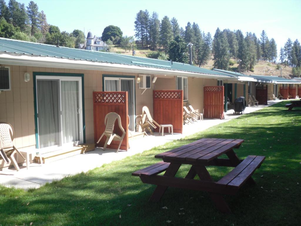 Johnny'S Motel Grand Forks Esterno foto